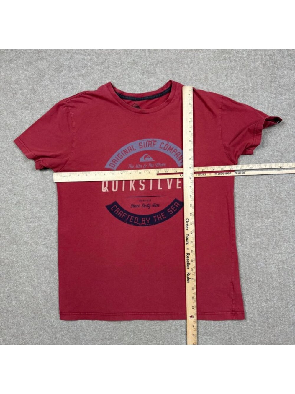 Quiksilver Graphic T Shirt Size M Red Short Sleeve Crew Neck Surfing Surfer Tee - Picture 3 of 5